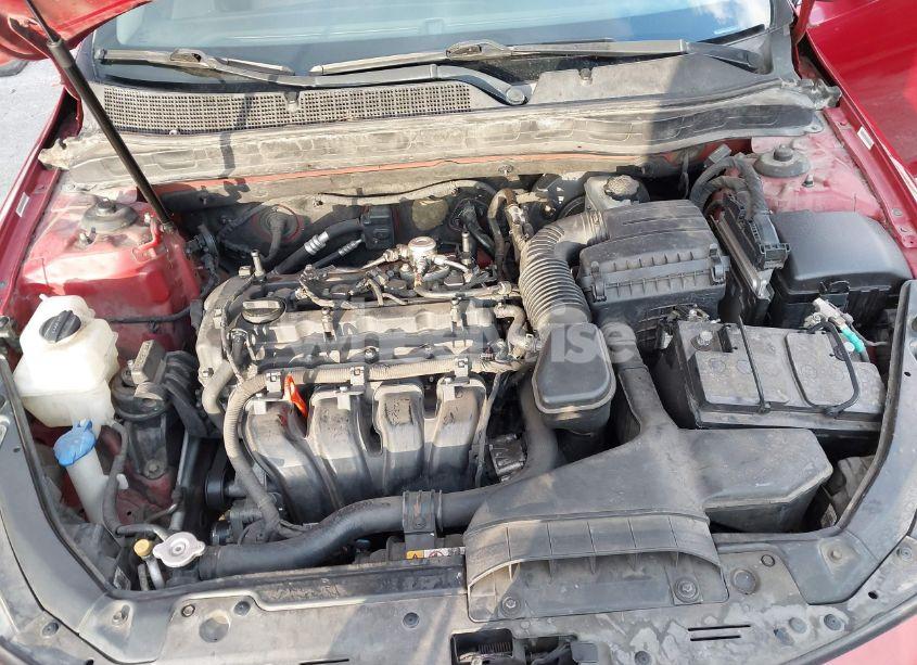 Photo 10 of 2015 Kia Optima LX (VIN 5XXGM4A77FG411473)