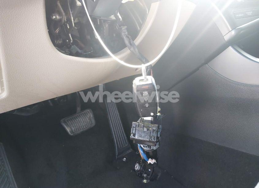 Photo 11 of 2015 Kia Optima LX (VIN 5XXGM4A77FG411473)