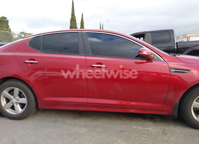 Photo 13 of 2015 Kia Optima LX (VIN 5XXGM4A77FG411473)