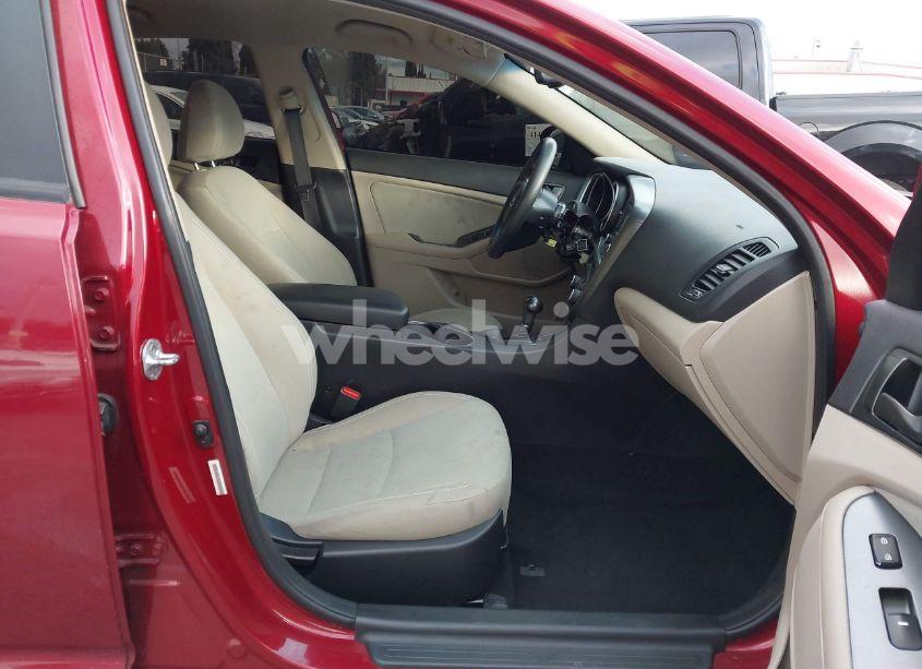 Photo 5 of 2015 Kia Optima LX (VIN 5XXGM4A77FG411473)