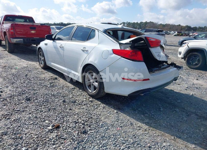 Photo 3 of 2015 Kia Optima LX (VIN 5XXGM4A77FG423249)