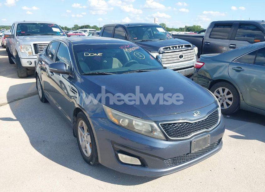 2015 Kia Optima LX (VIN 5XXGM4A77FG439242) main photo