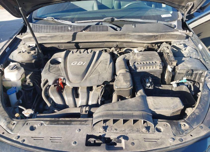 Photo 10 of 2015 Kia Optima LX (VIN 5XXGM4A77FG447020)