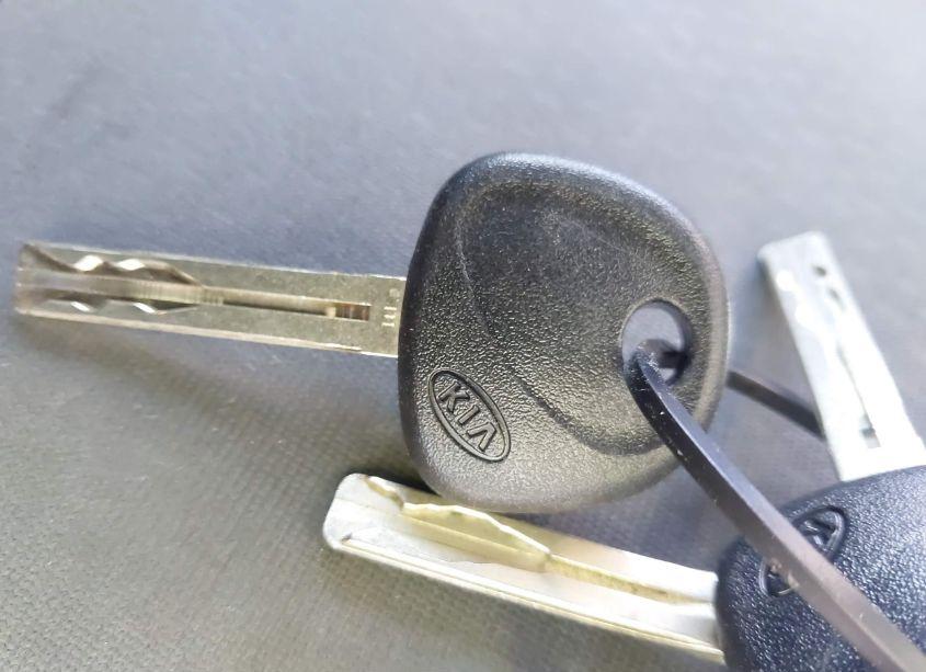 Photo 11 of 2015 Kia Optima LX (VIN 5XXGM4A77FG447020)