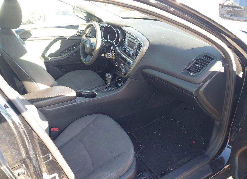 Photo 5 of 2015 Kia Optima LX (VIN 5XXGM4A77FG447020)