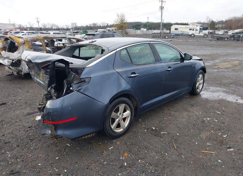Photo 4 of 2015 Kia Optima LX (VIN 5XXGM4A77FG472581)