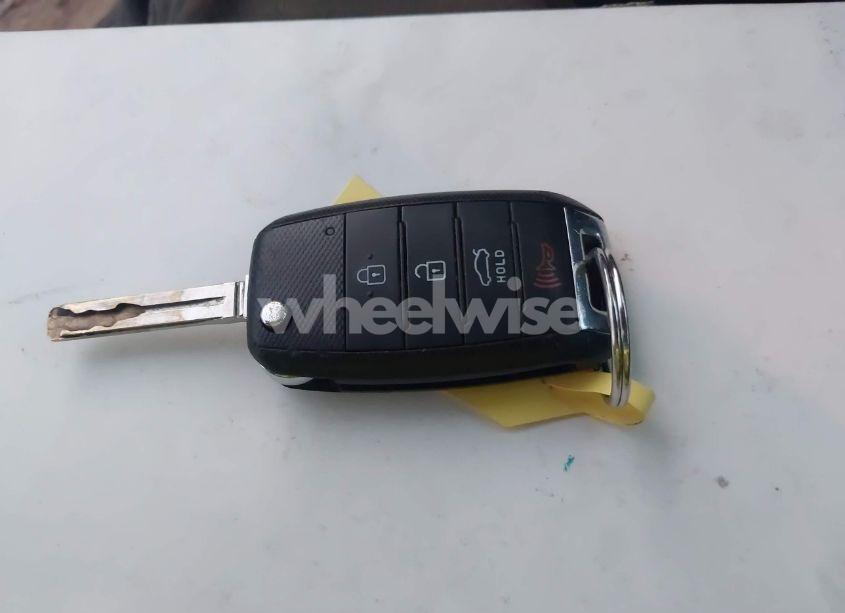 Photo 11 of 2015 Kia Optima LX (VIN 5XXGM4A77FG487730)