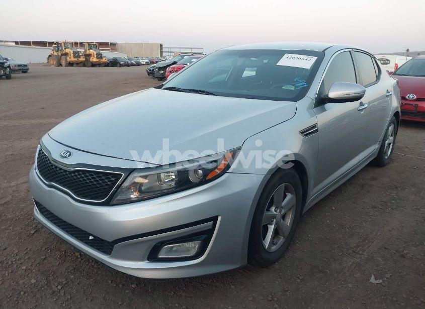 Photo 2 of 2015 Kia Optima LX (VIN 5XXGM4A77FG487730)