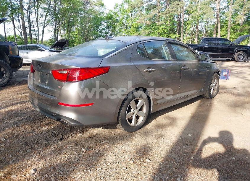 Photo 4 of 2015 Kia Optima LX (VIN 5XXGM4A77FG511699)