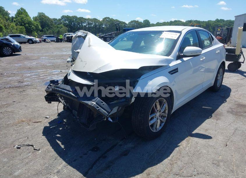 Photo 2 of 2012 Kia Optima LX (VIN 5XXGM4A78CG003155)