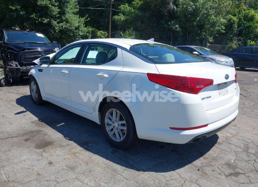 Photo 3 of 2012 Kia Optima LX (VIN 5XXGM4A78CG003155)