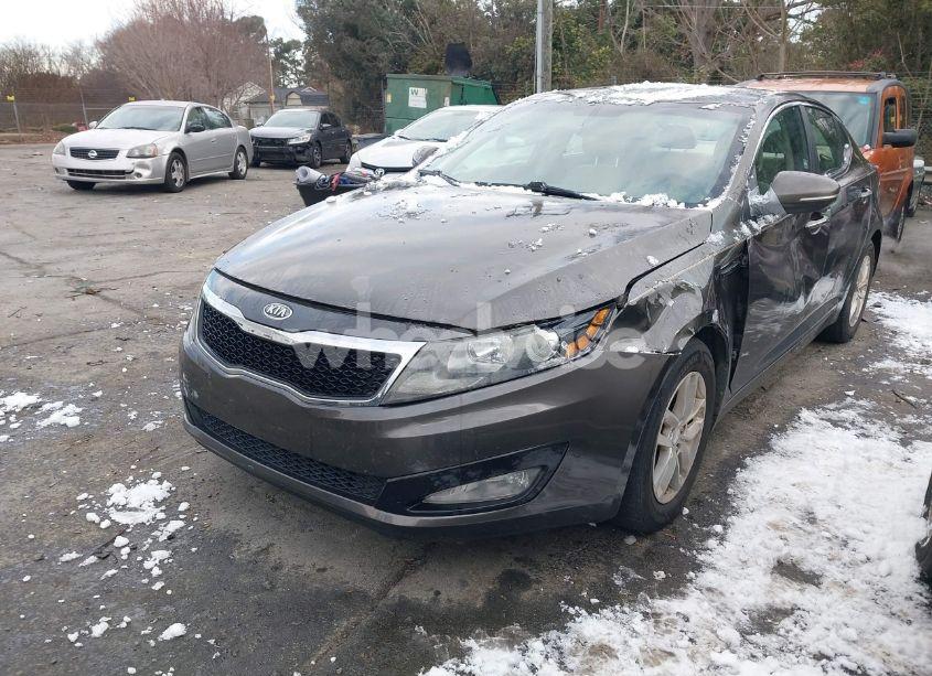 Photo 2 of 2012 Kia Optima LX (VIN 5XXGM4A78CG036849)