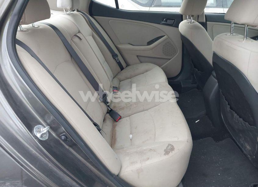 Photo 8 of 2012 Kia Optima LX (VIN 5XXGM4A78CG036849)