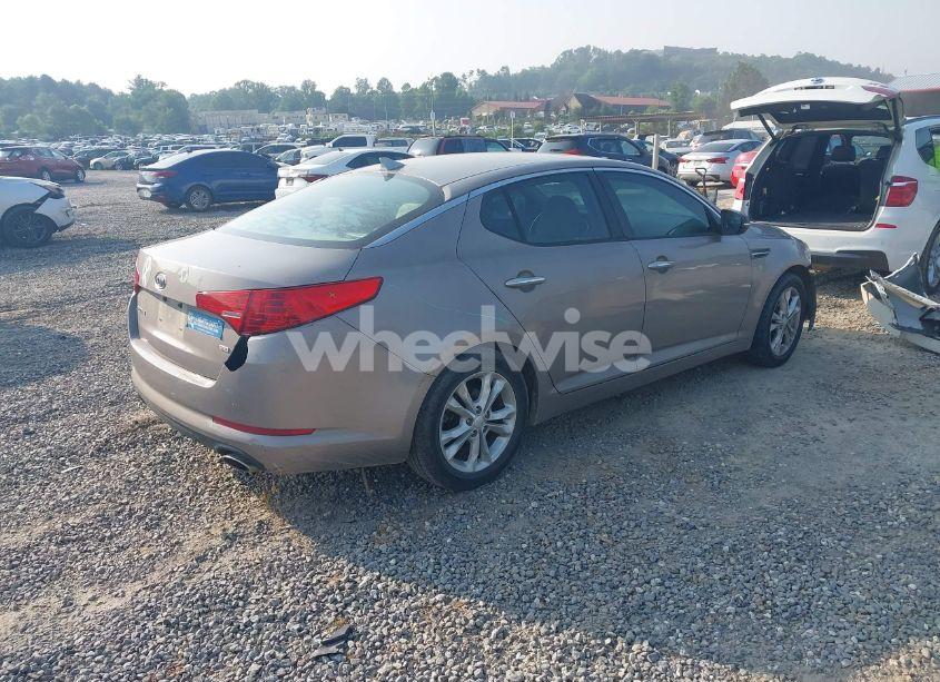 Photo 4 of 2012 Kia Optima LX (VIN 5XXGM4A78CG056485)