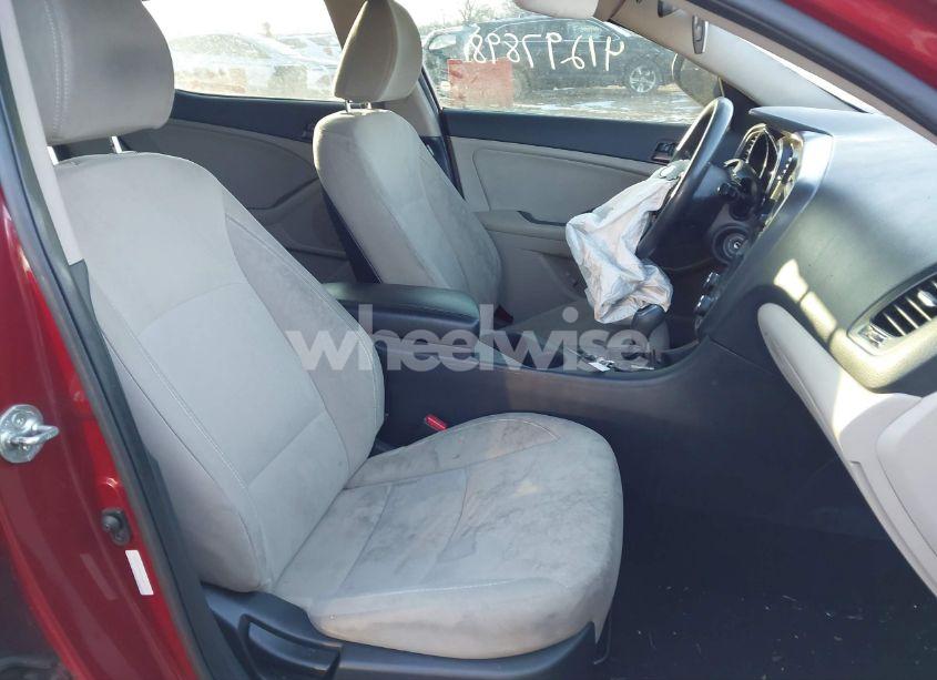 Photo 5 of 2012 Kia Optima LX (VIN 5XXGM4A78CG063114)