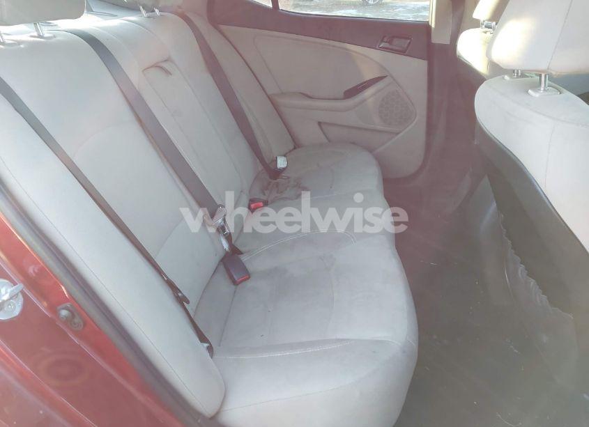 Photo 8 of 2012 Kia Optima LX (VIN 5XXGM4A78CG063114)