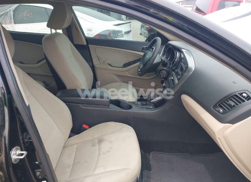 Photo 5 of 2012 Kia Optima LX (VIN 5XXGM4A78CG063887)