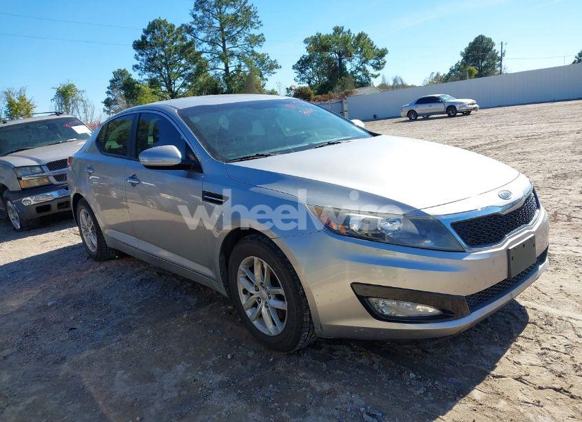 2012 Kia Optima LX (VIN 5XXGM4A78CG067194) main photo