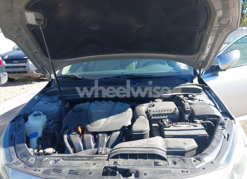 Photo 10 of 2012 Kia Optima LX (VIN 5XXGM4A78CG067194)