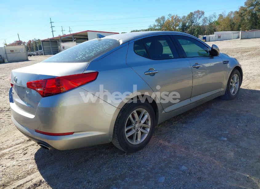 Photo 4 of 2012 Kia Optima LX (VIN 5XXGM4A78CG067194)