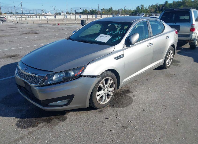 Photo 2 of 2012 Kia Optima LX (VIN 5XXGM4A78CG069205)