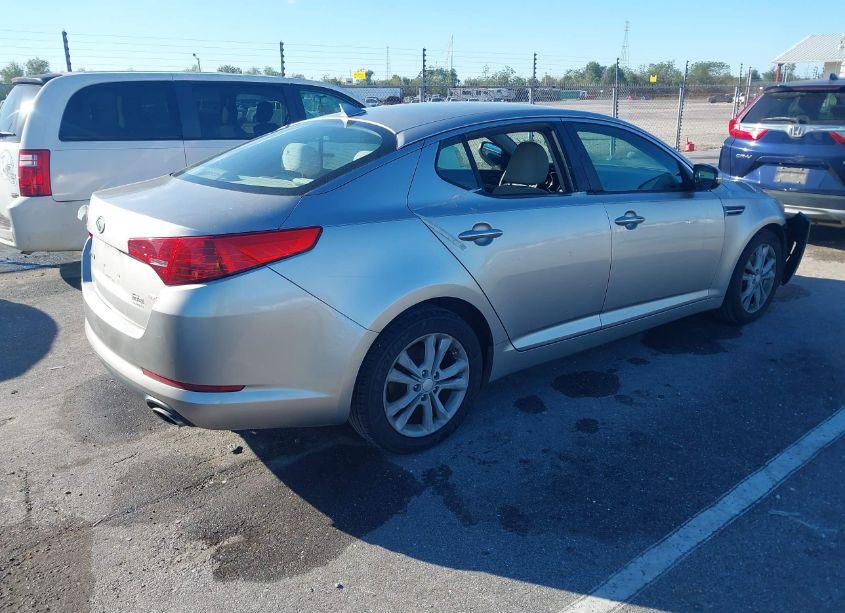 Photo 4 of 2012 Kia Optima LX (VIN 5XXGM4A78CG069205)