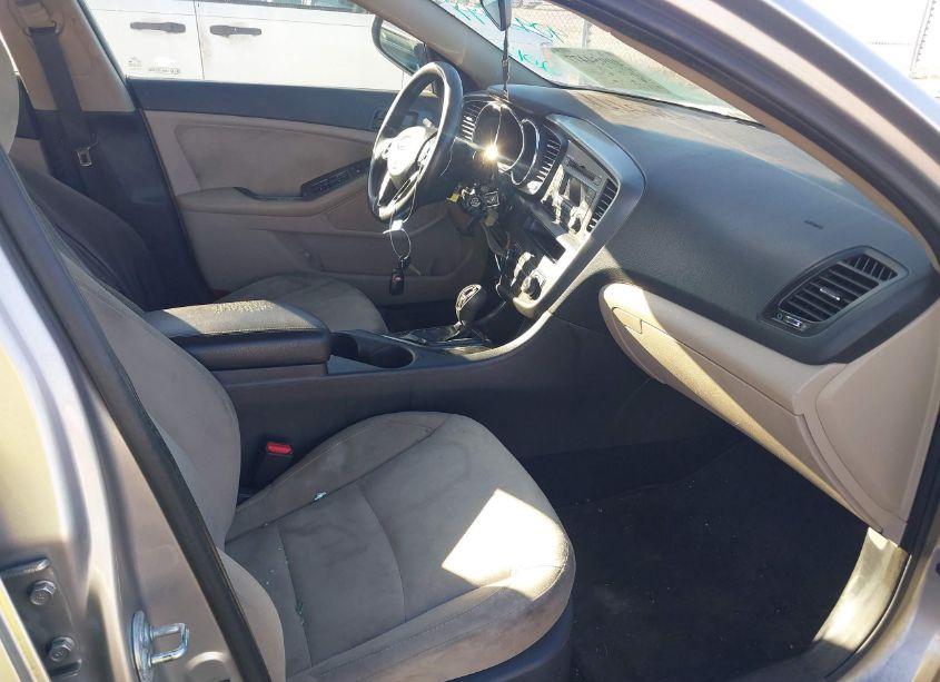 Photo 5 of 2012 Kia Optima LX (VIN 5XXGM4A78CG069205)