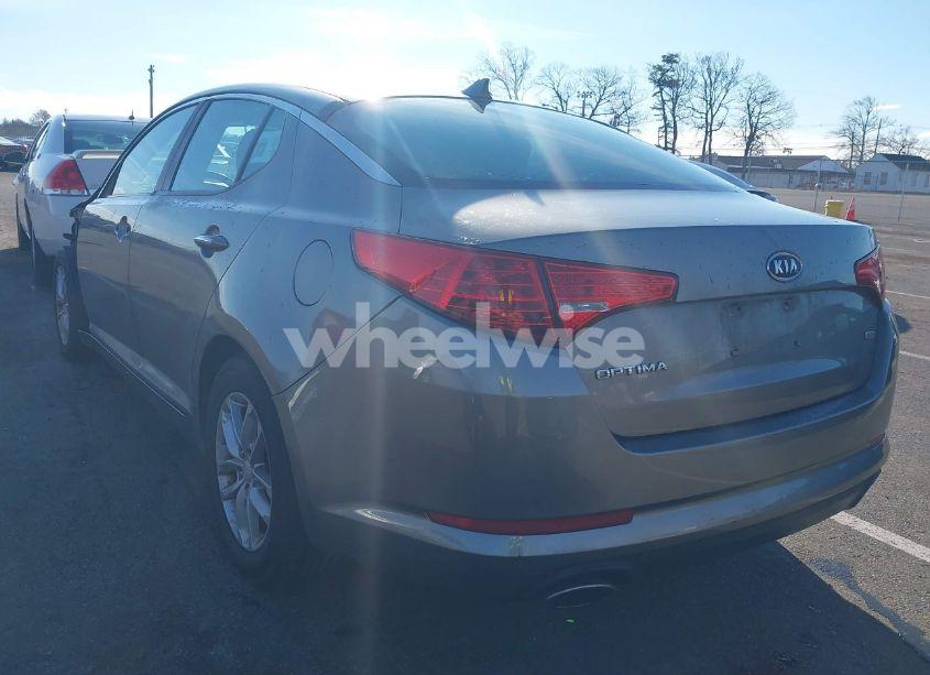 Photo 3 of 2012 Kia Optima LX (VIN 5XXGM4A78CG075585)