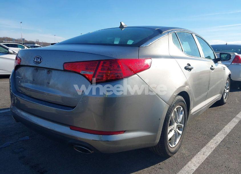 Photo 4 of 2012 Kia Optima LX (VIN 5XXGM4A78CG075585)
