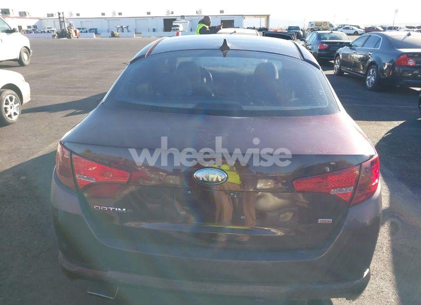 Photo 12 of 2013 Kia Optima LX (VIN 5XXGM4A78DG115469)