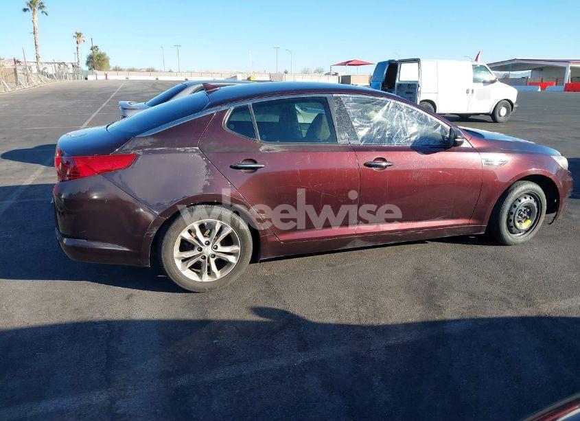 Photo 13 of 2013 Kia Optima LX (VIN 5XXGM4A78DG115469)