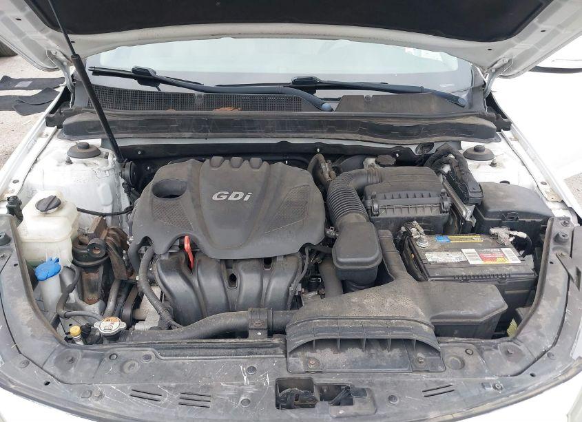 Photo 10 of 2013 Kia Optima LX (VIN 5XXGM4A78DG156992)