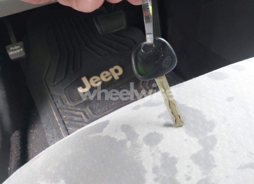 Photo 11 of 2013 Kia Optima LX (VIN 5XXGM4A78DG164543)