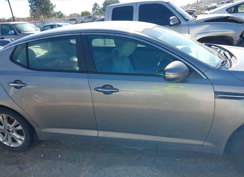 Photo 13 of 2013 Kia Optima LX (VIN 5XXGM4A78DG168995)