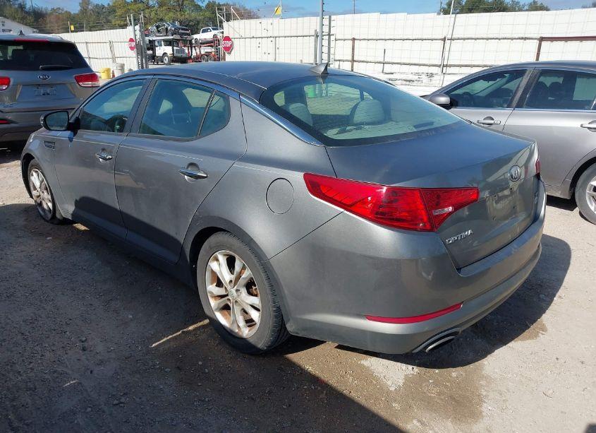 Photo 3 of 2013 Kia Optima LX (VIN 5XXGM4A78DG168995)