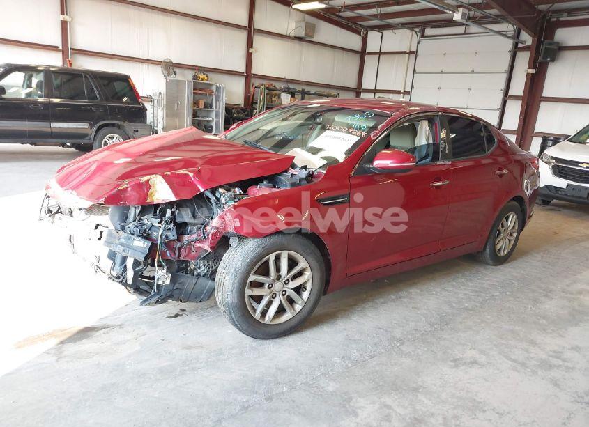 Photo 2 of 2013 Kia Optima LX (VIN 5XXGM4A78DG187563)