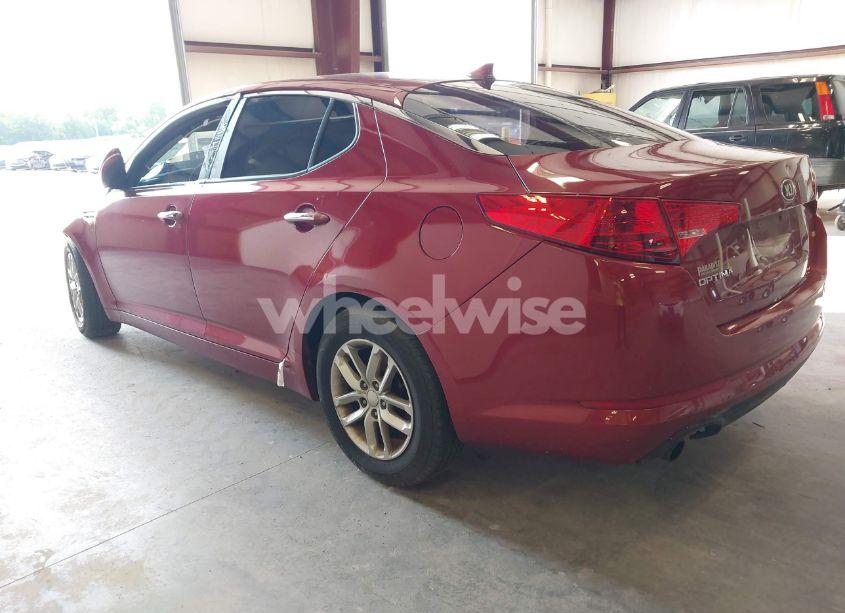Photo 3 of 2013 Kia Optima LX (VIN 5XXGM4A78DG187563)