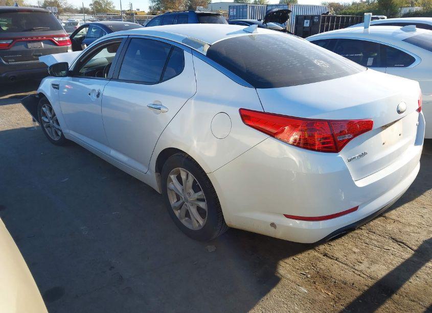 Photo 3 of 2013 Kia Optima LX (VIN 5XXGM4A78DG192908)