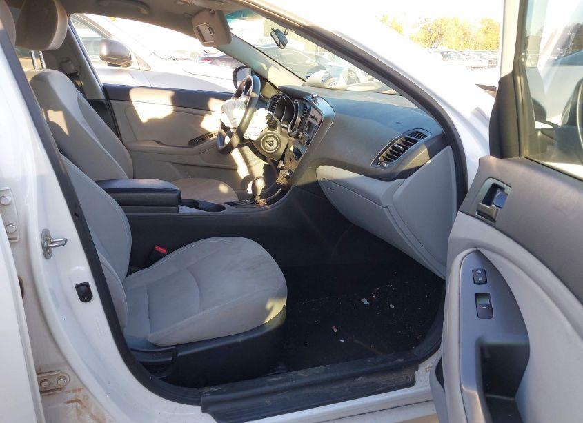 Photo 5 of 2013 Kia Optima LX (VIN 5XXGM4A78DG192908)