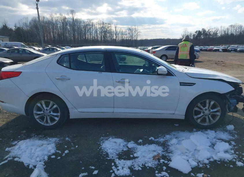 Photo 13 of 2013 Kia Optima LX (VIN 5XXGM4A78DG205916)