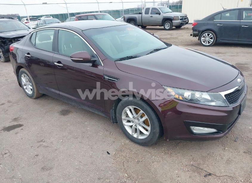 2013 Kia Optima LX (VIN 5XXGM4A78DG244053) main photo