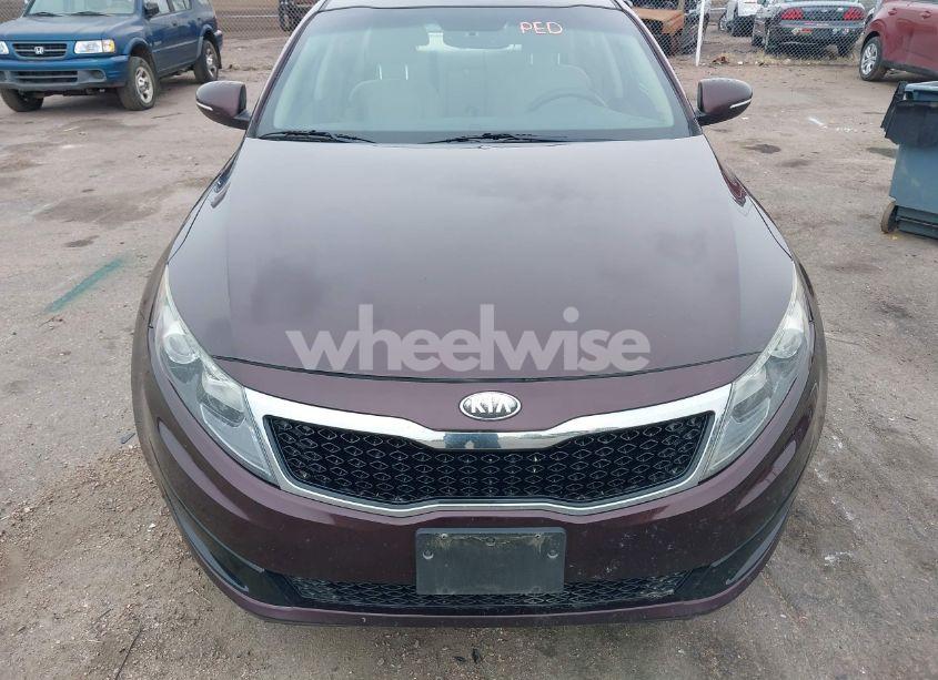 Photo 6 of 2013 Kia Optima LX (VIN 5XXGM4A78DG244053)