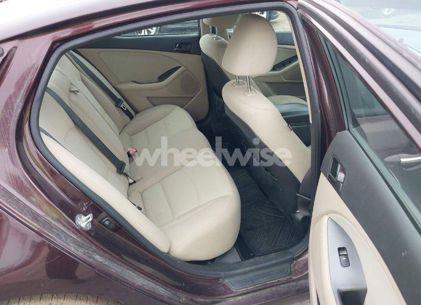 Photo 8 of 2013 Kia Optima LX (VIN 5XXGM4A78DG244053)