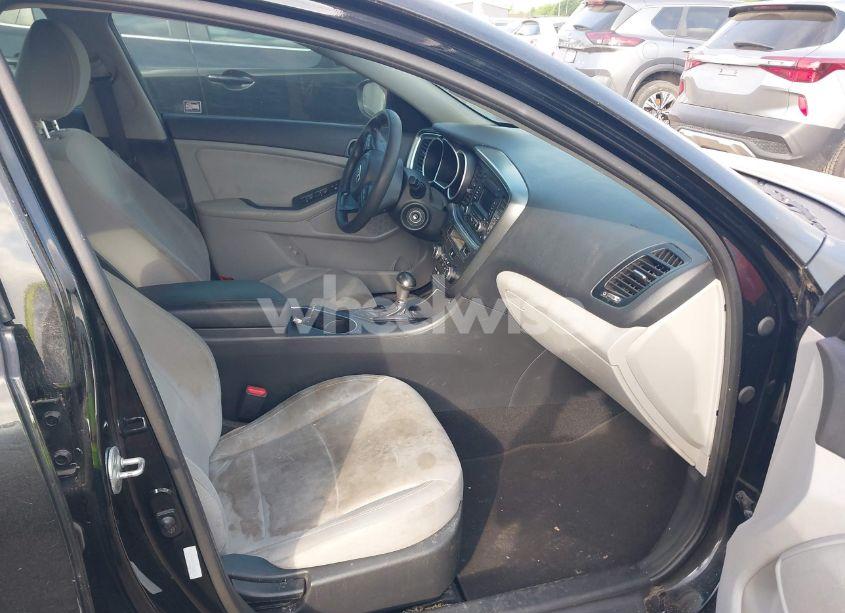 Photo 5 of 2014 Kia Optima LX (VIN 5XXGM4A78EG286529)