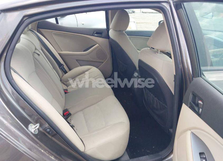 Photo 8 of 2014 Kia Optima LX (VIN 5XXGM4A78EG297031)