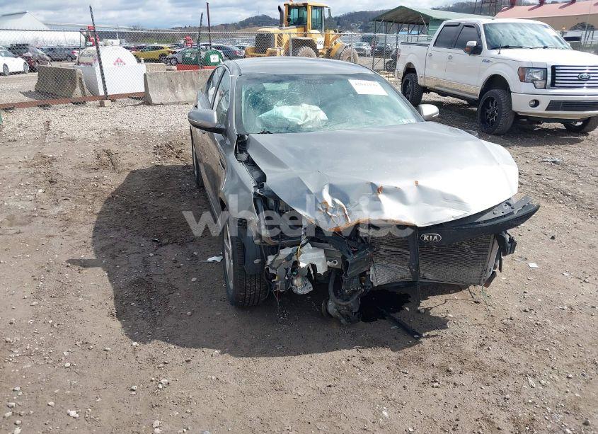 Photo 6 of 2014 Kia Optima LX (VIN 5XXGM4A78EG304284)