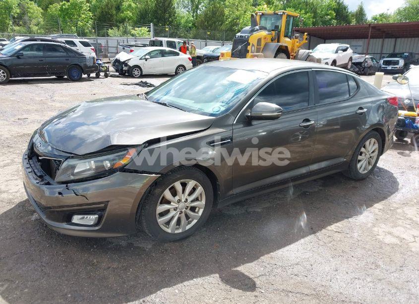 Photo 2 of 2014 Kia Optima LX (VIN 5XXGM4A78EG329217)