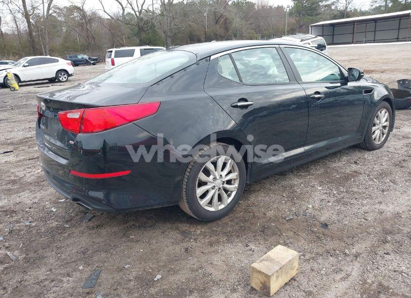 Photo 4 of 2014 Kia Optima LX (VIN 5XXGM4A78EG340184)