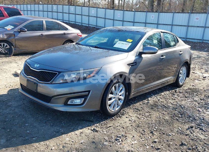 Photo 2 of 2014 Kia Optima LX (VIN 5XXGM4A78EG342551)