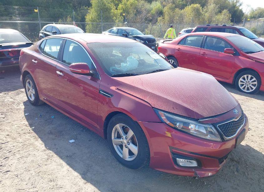 2015 Kia Optima LX (VIN 5XXGM4A78FG364499) main photo